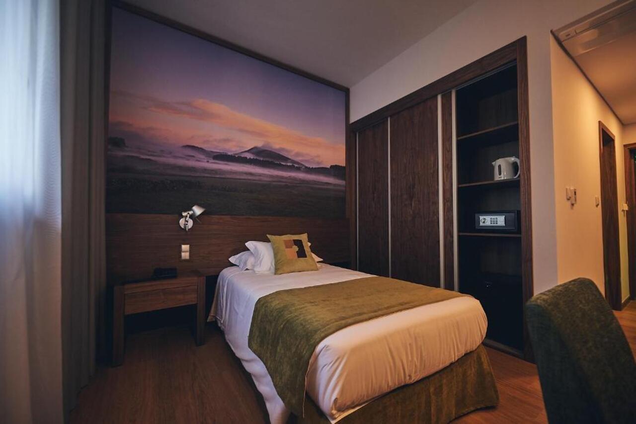 Hotel Cruzeiro Angra do Heroísmo Eksteriør bilde